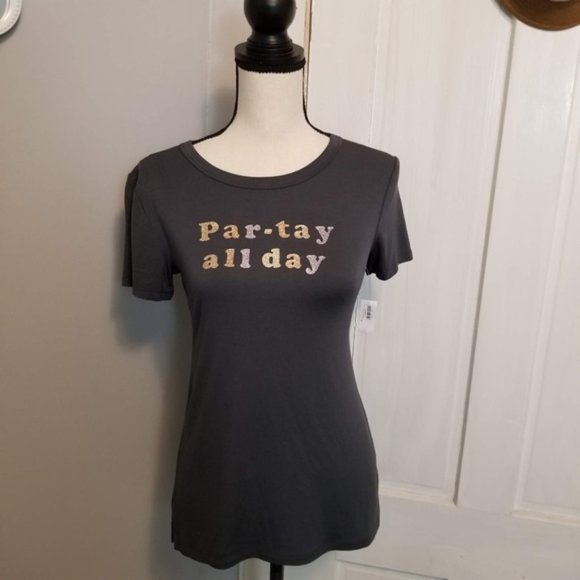 Old Navy Graphic T-Shirt Size S Gray - Picture 1 of 7